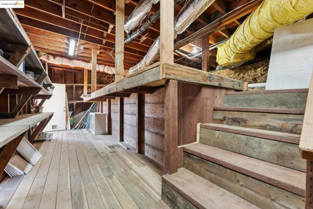 5958 Colton Blvd., Oakland CA: https://media.crmls.org/mediaz/ee297f41-f3d6-4b3b-8b62-8251ff9d35da.jpg