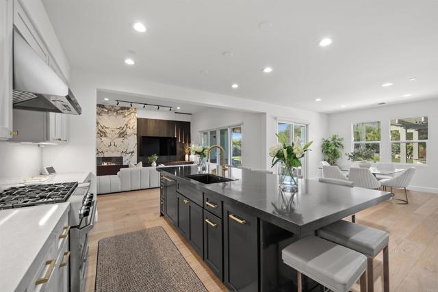 Detail Gallery Image 13 of 72 For 3193 Corte Carlazzo, Chula Vista,  CA 91914 - 4 Beds | 3/1 Baths