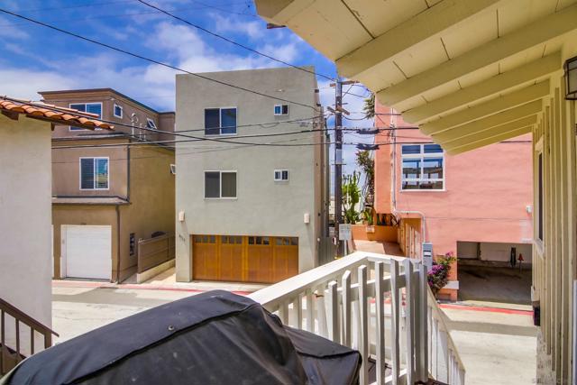 2715 Strand Way, San Diego CA: https://media.crmls.org/mediaz/ee2a875c-7ae3-4b6e-92ae-6687d6d107a2.jpg