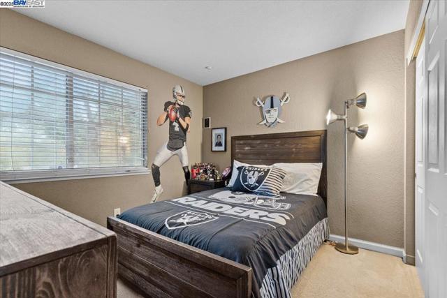 60 W South St, Tracy CA: https://media.crmls.org/mediaz/ee2ae051-32f1-4405-a158-47d739619a12.jpg