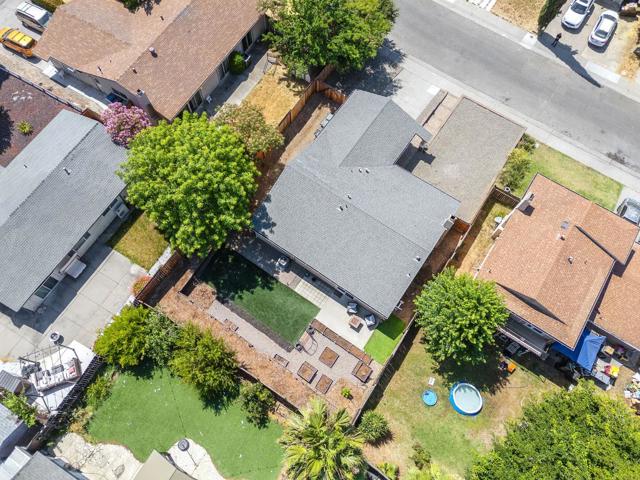 4165 Ernestine Way, North Highlands CA: https://media.crmls.org/mediaz/ee2b2d2f-9d83-48bf-8dd1-4dd126f4f4ec.jpg