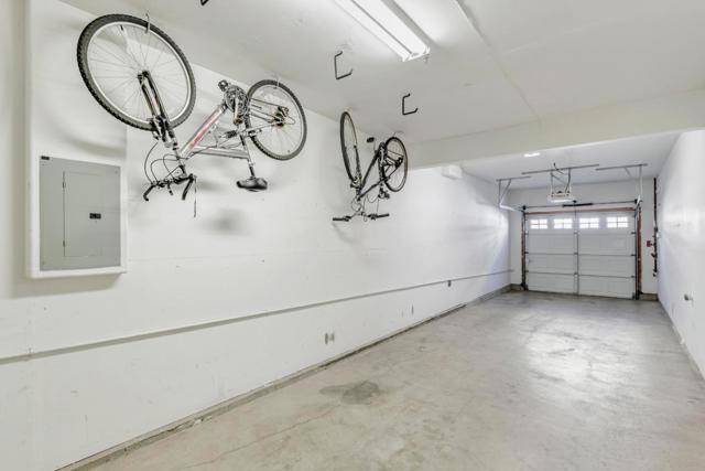 4714 Sandyford Court, Dublin CA: https://media.crmls.org/mediaz/ee2bafe6-a07c-48ce-9f90-cc325a978881.jpg