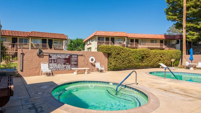 Image 14 of 17 For 64291 Spyglass Avenue 11