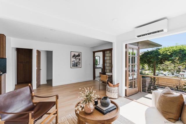 3006 Fir St, San Diego CA: https://media.crmls.org/mediaz/ee2e65c9-f829-45ed-be26-e99edb4ce2f2.jpg