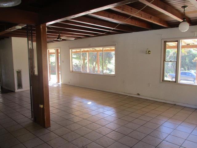 34120 Fabry Road, Soledad CA: https://media.crmls.org/mediaz/ee2e74ff-2be1-437c-9358-6ecff0398eaf.jpg