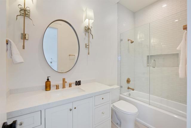 42144 Citrus Heights Road, Temecula CA: https://media.crmls.org/mediaz/ee2eb5dc-e8c4-42e6-a4e4-e222f18d7a72.jpg