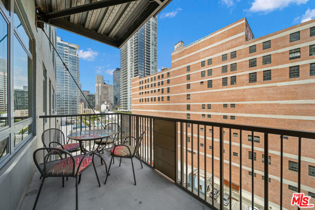 849 S Broadway, Los Angeles CA: https://media.crmls.org/mediaz/ee2ef675-5993-47c9-9bb4-01e9f6fa1c36.jpg