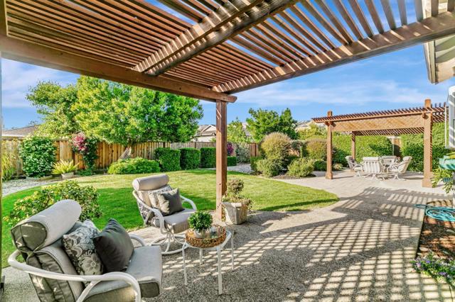 5186 Sunny Creek Drive, San Jose CA: https://media.crmls.org/mediaz/ee2f93f5-4f15-4f59-8c9b-807926a9a95d.jpg