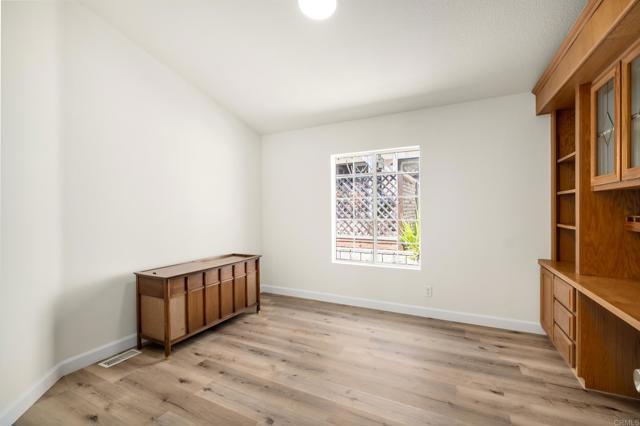 Home for Sale in Vista