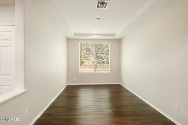 2874 Venezia Lane, Thousand Oaks CA: https://media.crmls.org/mediaz/ee3088ab-261f-486c-84ff-6e41f241420a.jpg