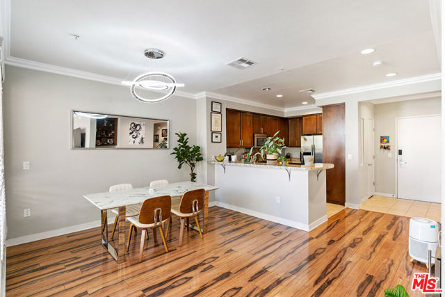 21301 Erwin Street, 408 photo 7
