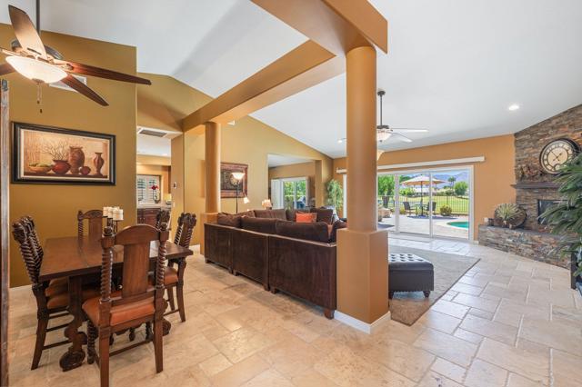 45553 Meadow Lake Drive, Indio CA: https://media.crmls.org/mediaz/ee315131-578d-413b-8dc8-fe3dd7d37e88.jpg