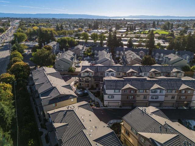 24548 Autumn Mist Way, Hayward CA: https://media.crmls.org/mediaz/ee31a647-8a61-4141-9fa9-73a33025e241.jpg