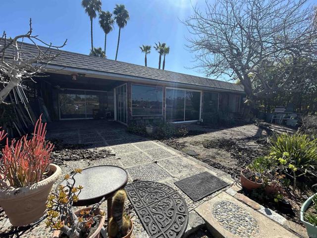 1875 San Pablo Dr, San Marcos, California 92078, 2 Bedrooms Bedrooms, ,1 BathroomBathrooms,Single Family Residence,For Sale,San Pablo Dr,250019903SD