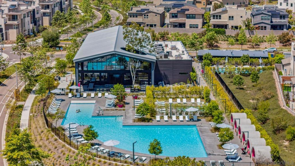 MLS #250035606SD img 47