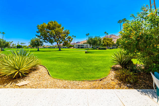 519 Desert Lakes Drive, Palm Springs CA: https://media.crmls.org/mediaz/ee338754-5c3a-4bdf-a833-28b374cc10ff.jpg