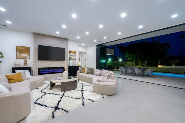 70630 Boothill Road, Rancho Mirage CA: https://media.crmls.org/mediaz/ee354299-8d1f-43e0-ae03-f5e391dc82ed.jpg