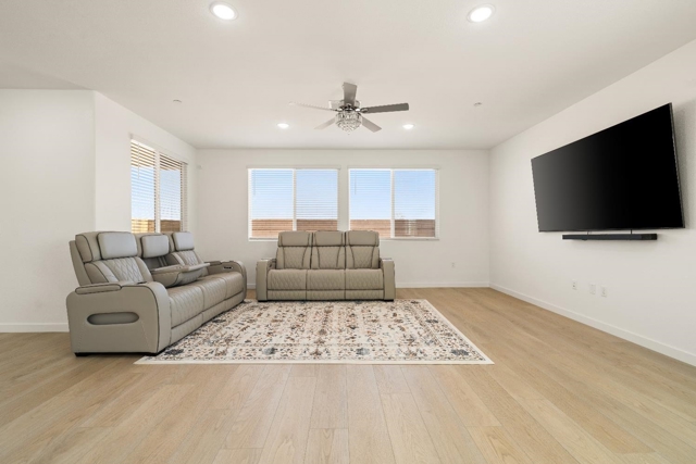 Image 19 of 38 For 12783 Crossbill Way