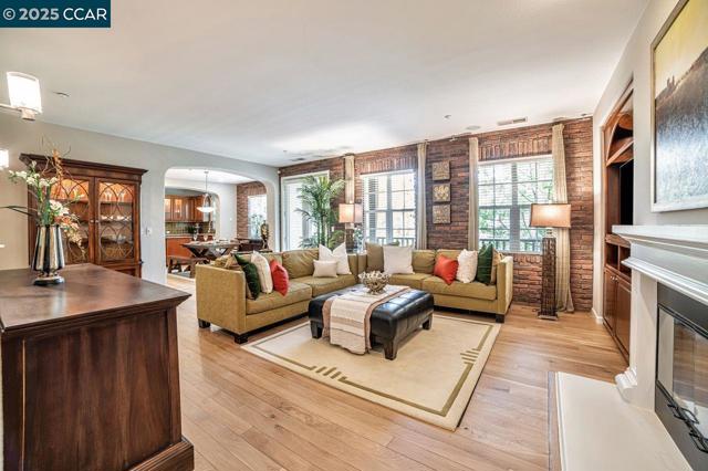 7840 Stoneleaf Drive, San Ramon CA: https://media.crmls.org/mediaz/ee3742c4-970a-4c90-b446-0913db70d162.jpg