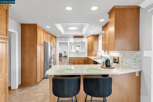 Image 20 of 49 For 2081 Essenay Ave