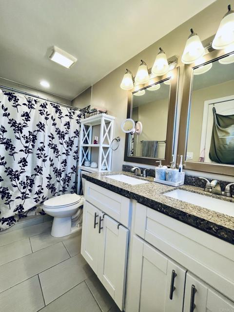 449 Worthington Street, Spring Valley CA: https://media.crmls.org/mediaz/ee37fa7b-e5ab-4f78-8325-0e6ba245755a.jpg