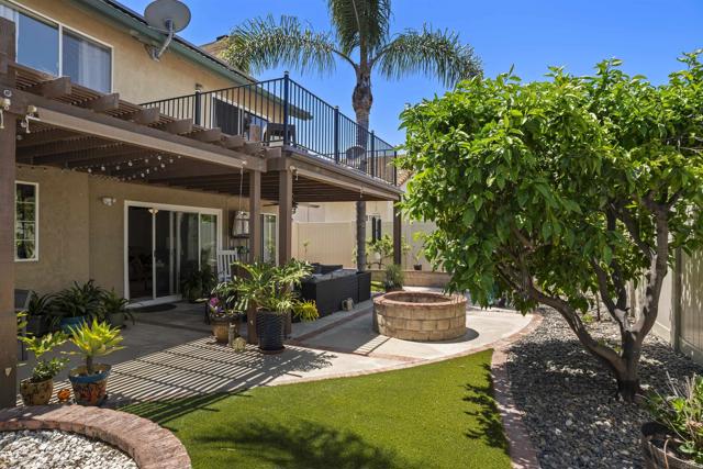 1990 Willowbrook Drive, Oceanside CA: https://media.crmls.org/mediaz/ee380a42-eabb-40ac-bbe0-122ead89aae1.jpg