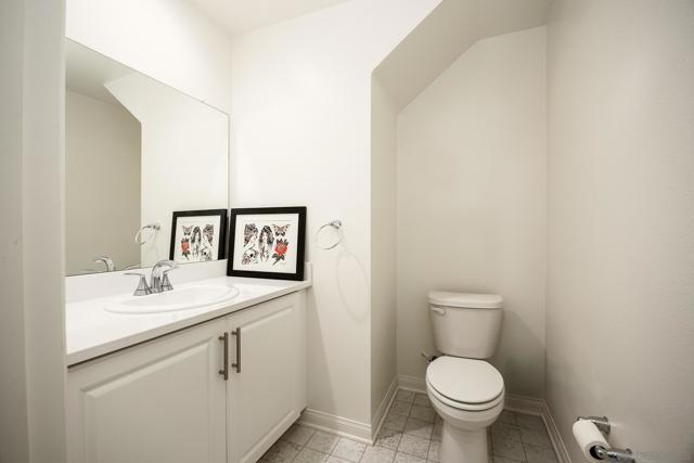 210 Liberty Way, Oceanside CA: https://media.crmls.org/mediaz/ee383648-6332-4439-a241-62cd0a328269.jpg