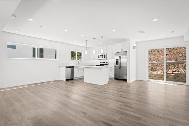 Image 3 of 16 For 2740 Reo Dr  