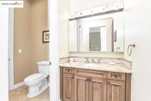 9050 Deer Valley Rd, Brentwood CA: https://media.crmls.org/mediaz/ee398209-8963-4ea8-bd3b-244c66b56305.jpg