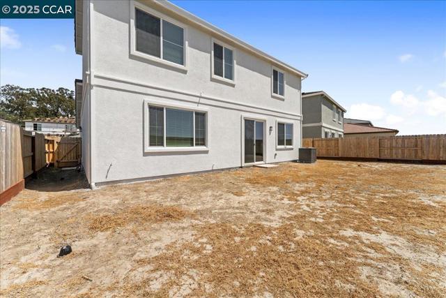 4207 Markovich Ct, Richmond CA: https://media.crmls.org/mediaz/ee3a0860-bfdf-44b8-9134-bf4554ab21f9.jpg
