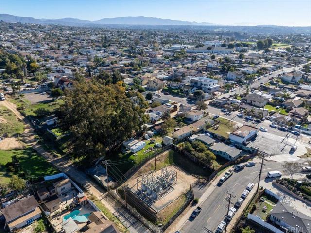 Detail Gallery Image 5 of 7 For 2641 45 E 18th, National City,  CA 91950 - 4 Beds | 3 Baths