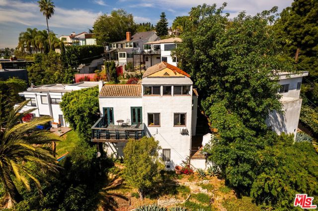 2 Bed Home for Sale in Los Angeles, California
