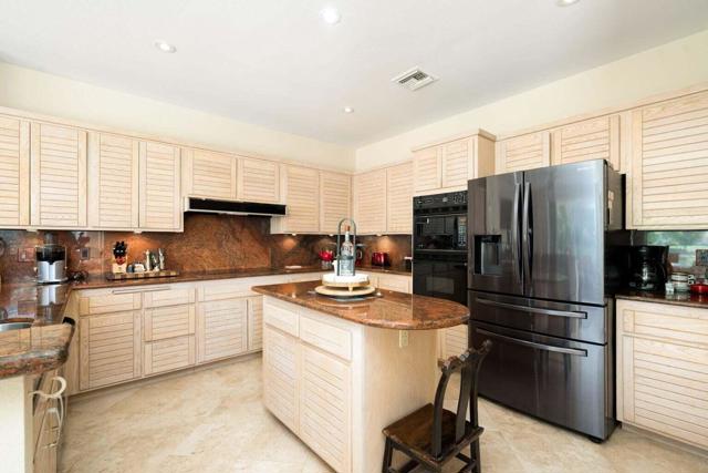 55649 Pinehurst, La Quinta CA: https://media.crmls.org/mediaz/ee3bd3da-9132-4478-9f1b-7f0609e1831d.jpg