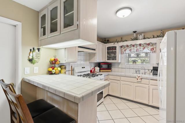 770 Kedzie Ave, San Diego CA: https://media.crmls.org/mediaz/ee3beb77-8503-46cd-ae0d-89fa6fd0e6bd.jpg