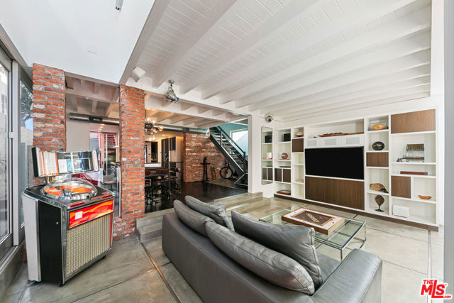 1430 Abbot Kinney Boulevard, Venice CA: https://media.crmls.org/mediaz/ee3bec2d-f24c-4f56-8e58-958a41babd1f.jpg