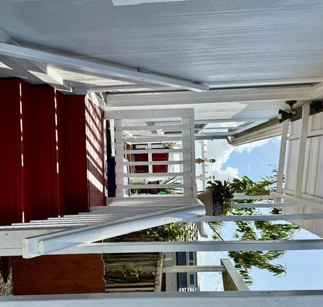 1900 California Highway 1, Moss Landing CA: https://media.crmls.org/mediaz/ee3ca6ff-923e-463d-b6c9-057a03d34f82.jpg