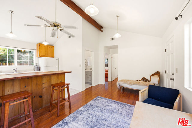 1675 Happy Trail, Topanga CA: https://media.crmls.org/mediaz/ee3d9dc5-dd72-4f83-b043-d92e5d5509ec.jpg