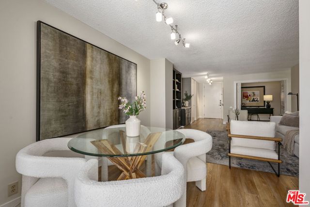 10751 Wilshire Boulevard, Los Angeles CA: https://media.crmls.org/mediaz/ee3e1d4d-ffb2-4eea-95a0-97579e51c402.jpg