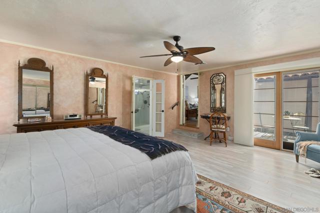 1434 5th Street, Coronado CA: https://media.crmls.org/mediaz/ee3ec358-d282-4d0a-aa59-735b06faa38f.jpg
