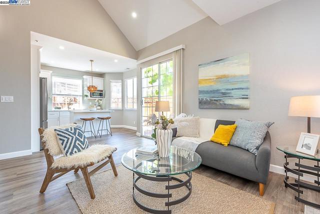 Image 17 of 60 For 4708 Cabello St