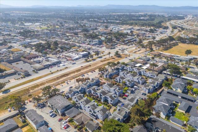 3095 Marina Drive, Marina CA: https://media.crmls.org/mediaz/ee3f204b-9da2-4598-b30f-7002b1bb2da8.jpg