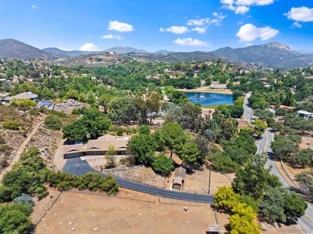 2686 Via Viejas, Alpine CA: https://media.crmls.org/mediaz/ee3f8349-0e68-4fe5-b705-aef5f2dccd54.jpg