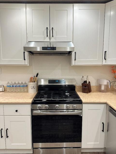 159 Hollywood Avenue, San Jose CA: https://media.crmls.org/mediaz/ee40633f-5d3d-4de5-970a-14d668f0b1b3.jpg