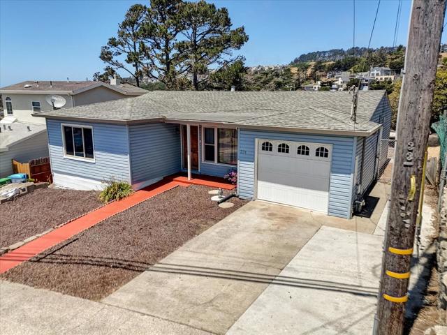 331 Manor Drive, Pacifica CA: https://media.crmls.org/mediaz/ee40c4da-9652-490f-95ee-05db7aac79cb.jpg