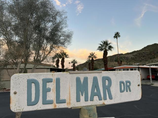 257 Del Mar, Palm Springs CA: https://media.crmls.org/mediaz/ee41670f-9961-4a19-8789-20f52070cac1.jpg