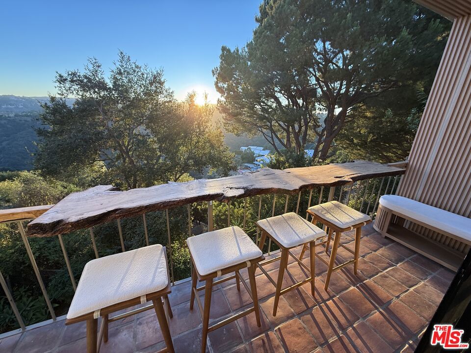 2345 Roscomare Road #308