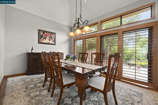 715 Blue Spruce Dr, Danville CA: https://media.crmls.org/mediaz/ee434787-5e8e-4edc-af75-d17d023a787d.jpg