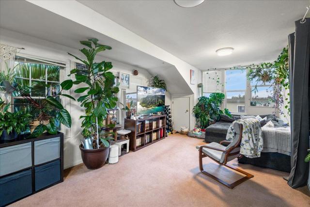 2464 Palmetto Street, Oakland CA: https://media.crmls.org/mediaz/ee44f19d-8004-4b7f-b2d6-abddbceb787d.jpg