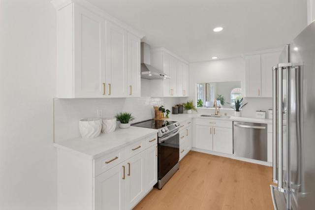 569 Blairburry Way, San Jose CA: https://media.crmls.org/mediaz/ee45e86c-3ce6-40a0-bfec-650bc4898398.jpg