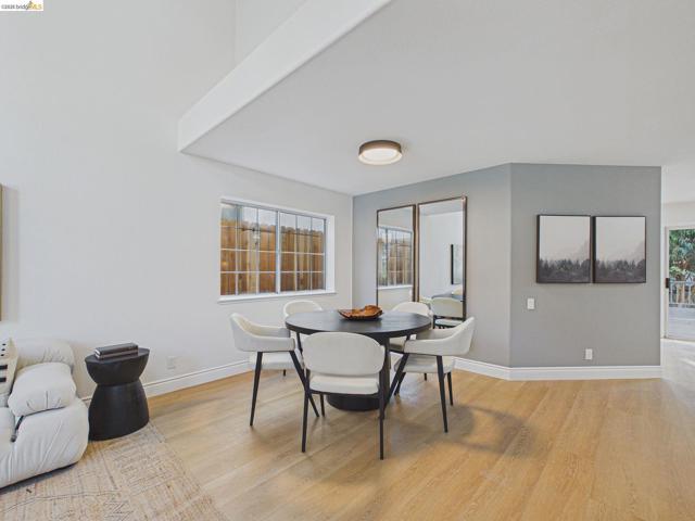 Image 9 of 60 For 2392 Austin Ct